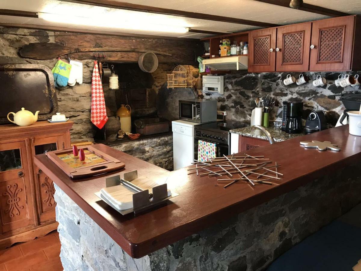 Casa Dos Falcoes Casa Rural De Construcao Tradicional Faja da Ovelha Luaran gambar